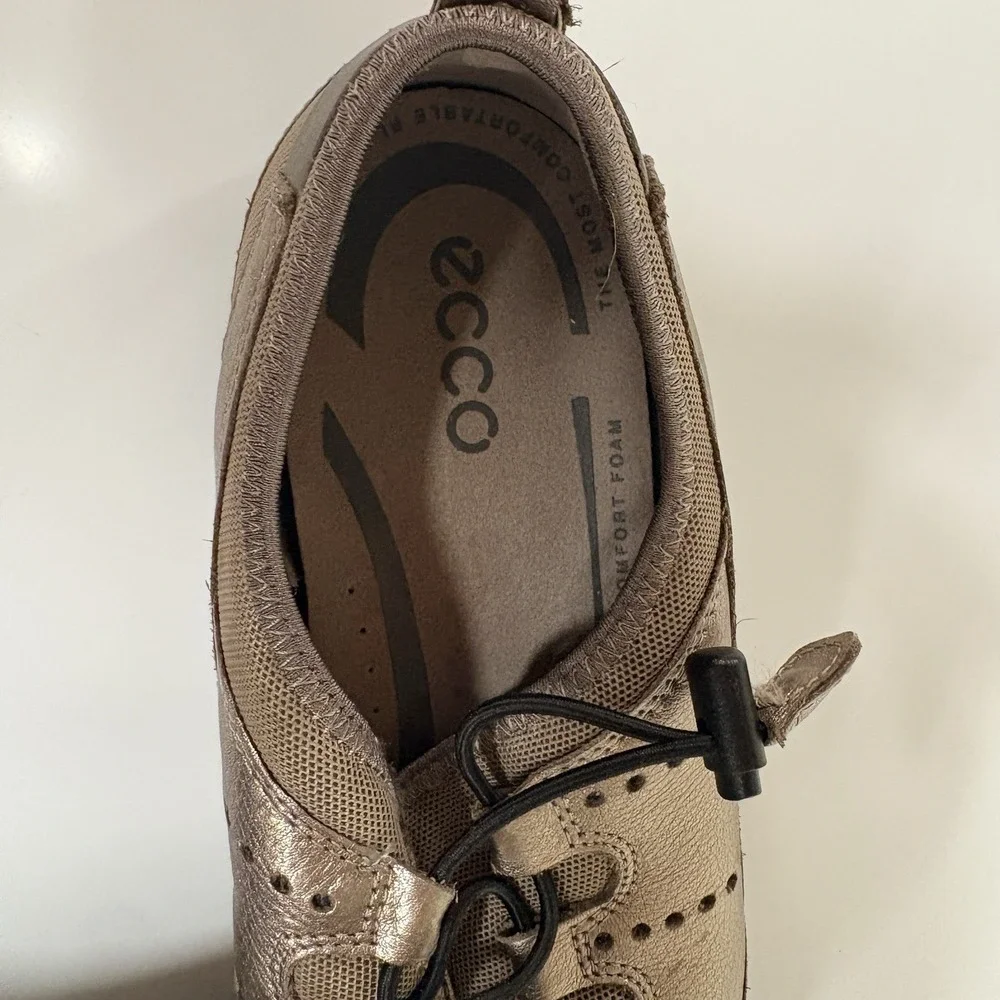 ECCO Vibration II  Women's Bronze Comfort Sneakers Leather Slip-On Size 9  (40) - Picture 6 of 15